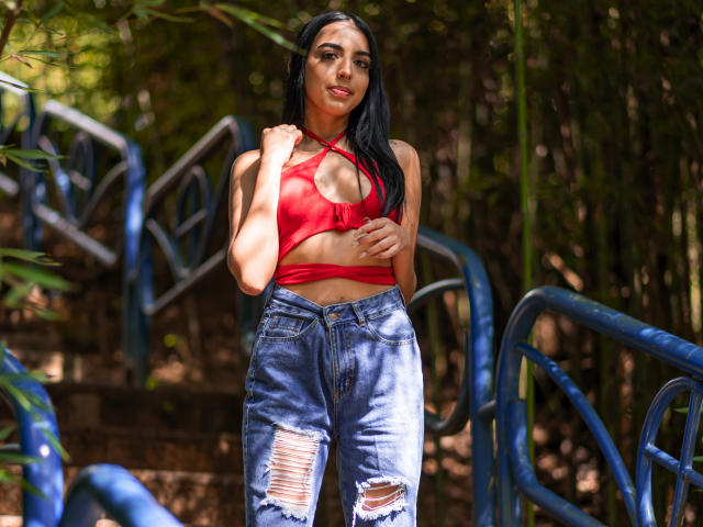 RossieWyn - Live Sex Cam - 14125032