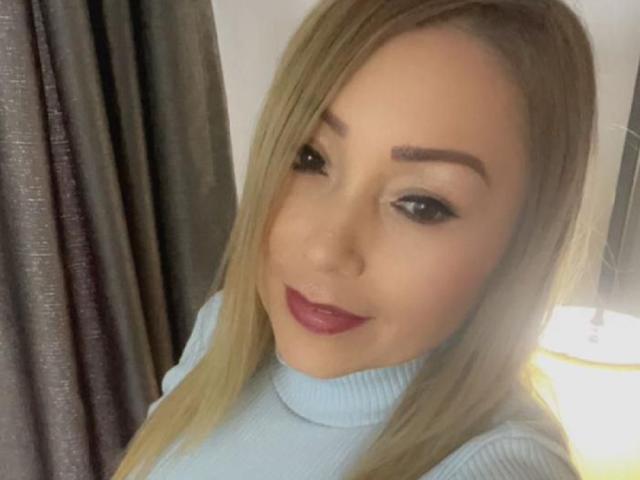 HollyMadisonn - Live porno og sexkamera - 14135380