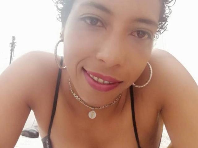 CurlyFever - Live sexe cam - 14142420