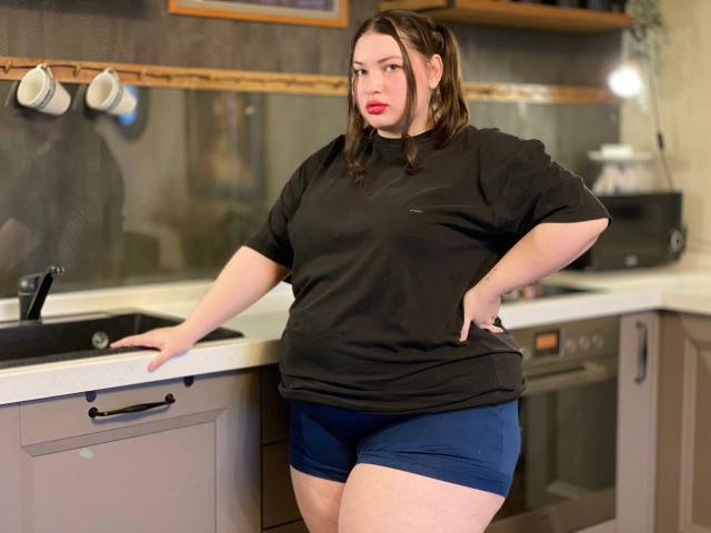 SnowWhiteBriana - Live porn &amp; sex cam - 14152072