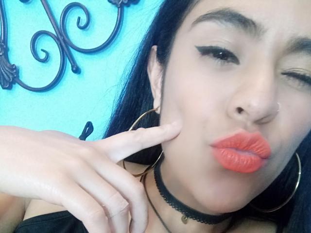 StellaBeckker - פורנו בשידור חי ומצלמת סקס - 14167952