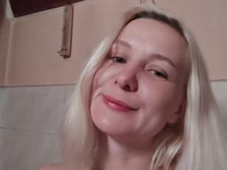 CarlieCarrie - Live porn &amp; sex cam - 14179548