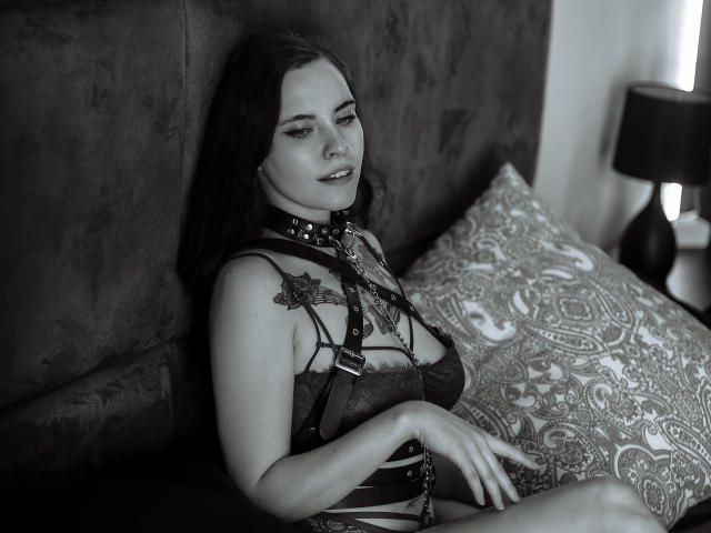 VeronikaMai - Camera khiêu dâm &amp; quyến rũ trực tiếp - 14195476