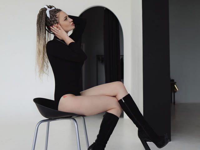 AnnaxRay - Live Sex Cam - 14197424