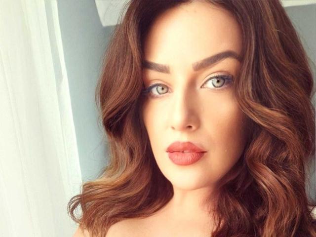 BrendaRedSkye - Live sexe cam - 14213489