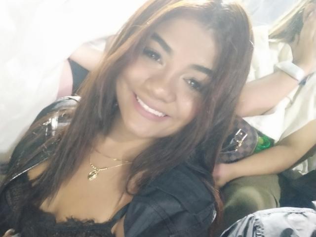 ValerieBlake - Live porn &amp; sex cam - 14289126
