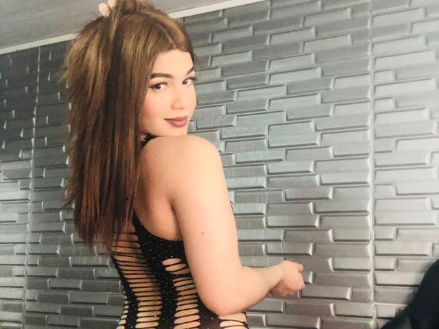 GeraldineWayne - Camera khiêu dâm &amp; quyến rũ trực tiếp - 14297190