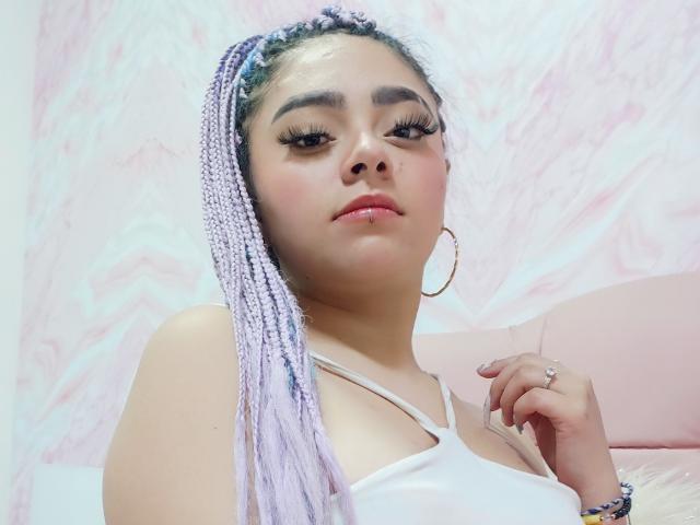 TifannyBlue - Live porn &amp; sex cam - 14329438