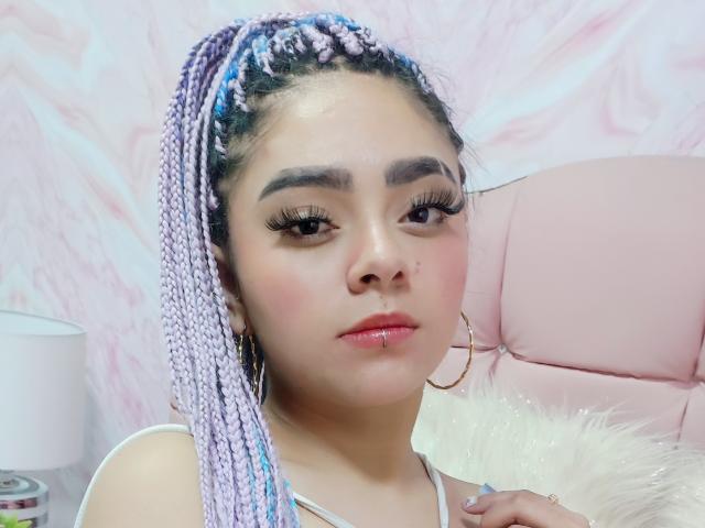 TifannyBlue - Sexe cam en vivo - 14329458