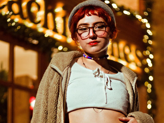 LiaAlbanni - Porno na żywo i seks kamera - 14335578