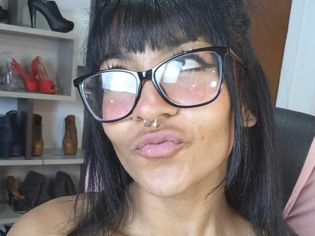 GabyGomez - Live porno og sexkamera - 14337618