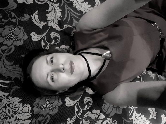 MoranaX69 - Sexe cam en vivo - 14337650