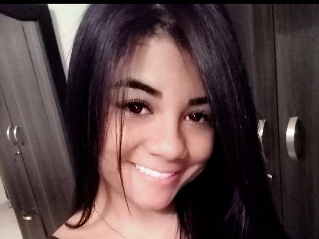 ValerieBlake - Sexe cam en vivo - 14340990