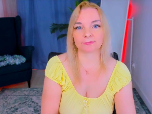 ReganLovely - Live porn &amp; sex cam - 14345490