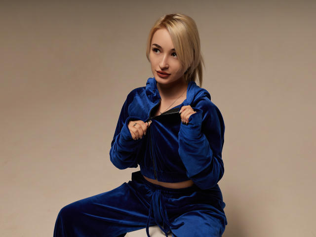 ValeryMiracle - Sexe cam en vivo - 14360986