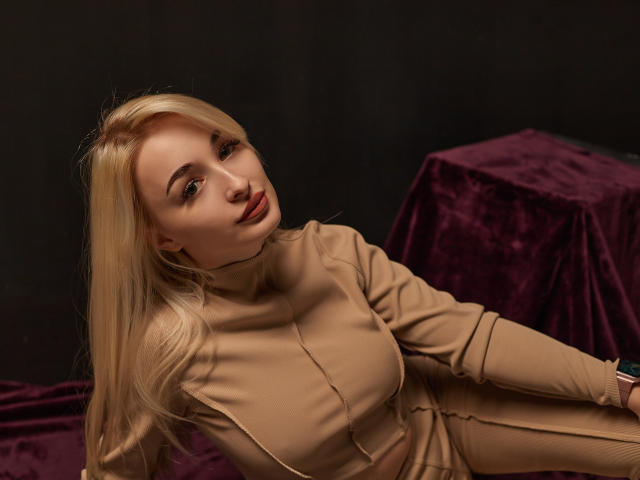 ValeryMiracle - Live porn &amp; sex cam - 14361186