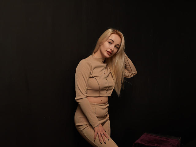 ValeryMiracle - Camera khiêu dâm &amp; quyến rũ trực tiếp - 14361206