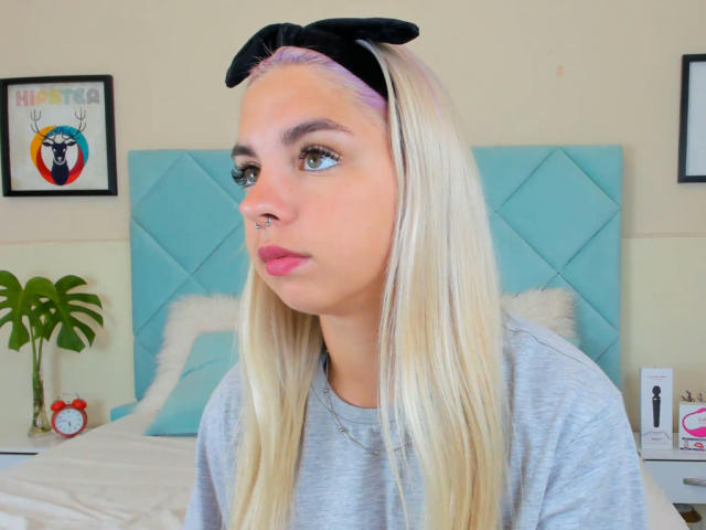 KimDenilo - Sexe cam en vivo - 14373842