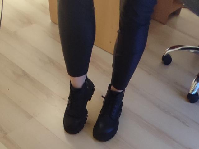 Leivi - Élő pornó és szexkamera - 14375026