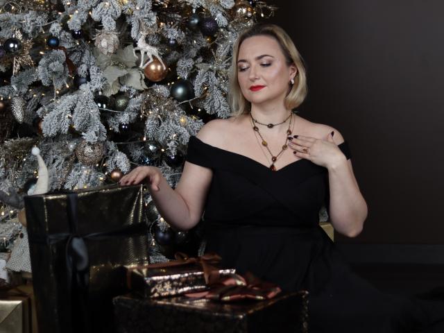 IvannaRich - сексуальная веб-камера в реальном времени - 14387254