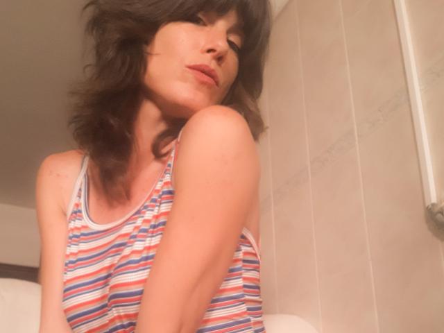 Aiyana - Live porn &amp; sex cam - 14396826