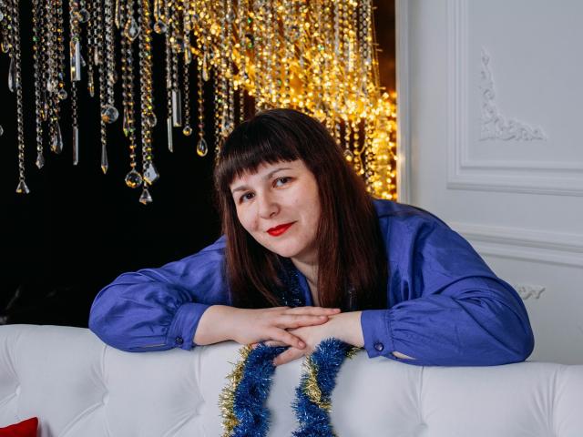 Digital artwork of a stylized Germanic banner with black, white, and yellow patterns. Central, bold design with sharp edges. Minimalistic, flat colors. Strong contrast and clean lines.