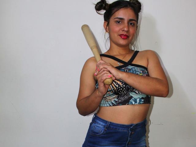 LupitaAdans - Live Sex Cam - 14404934