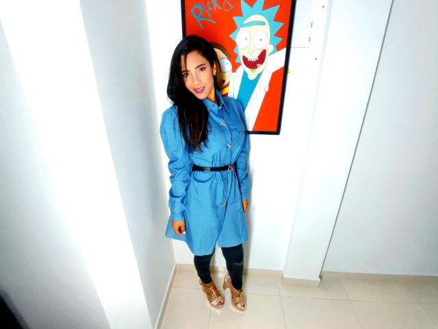 SophiiaEvans - Live porn &amp; sex cam - 14410042