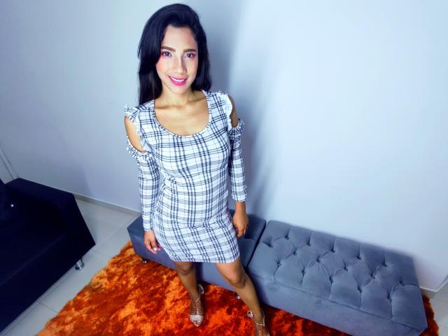 SophiiaEvans - Sexe cam en vivo - 14410138