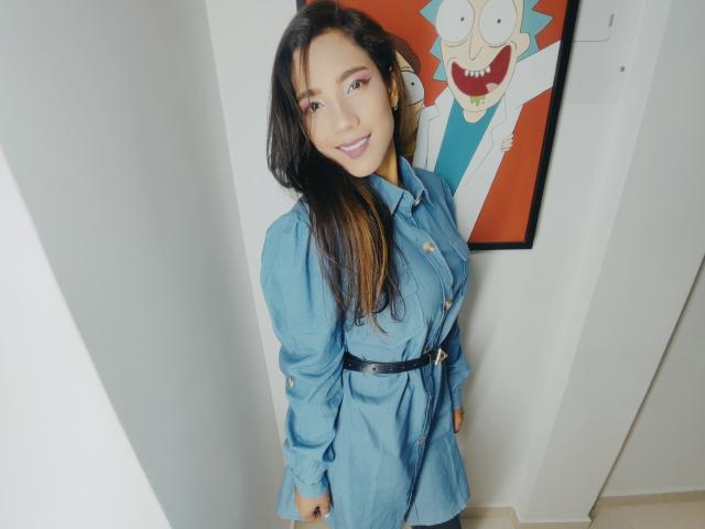 SophiiaEvans - Sexe cam en vivo - 14410154