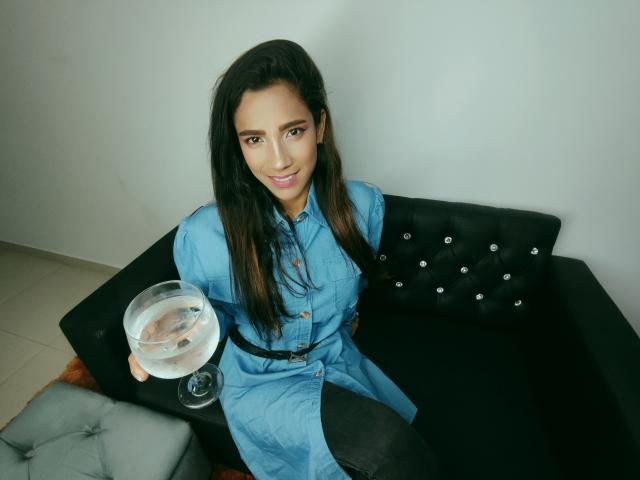 SophiiaEvans - Live porn &amp; sex cam - 14410182