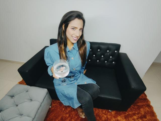 SophiiaEvans - Sexe cam en vivo - 14410194