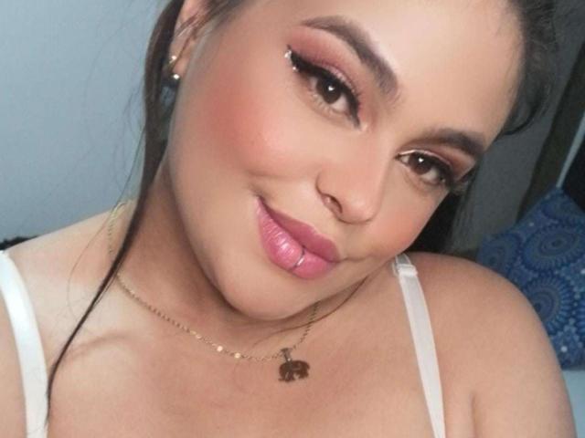 ElenaGommy - Live porn &amp; sex cam - 14415194