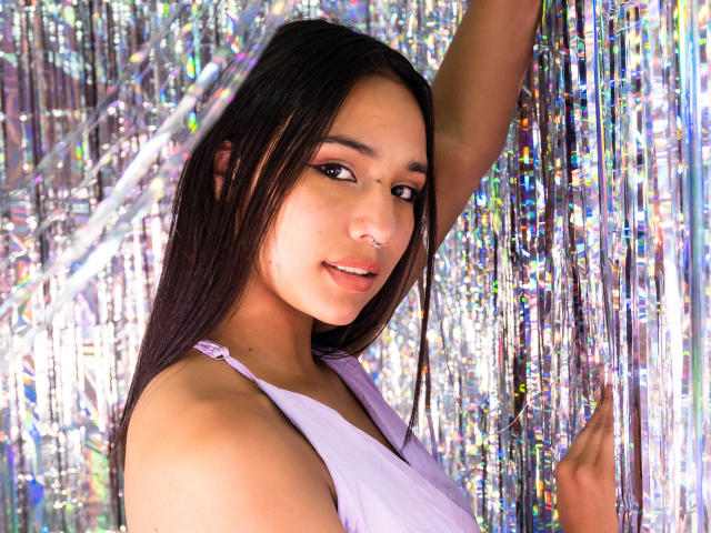 CharlotteWilliams - Live sexe cam - 14423238