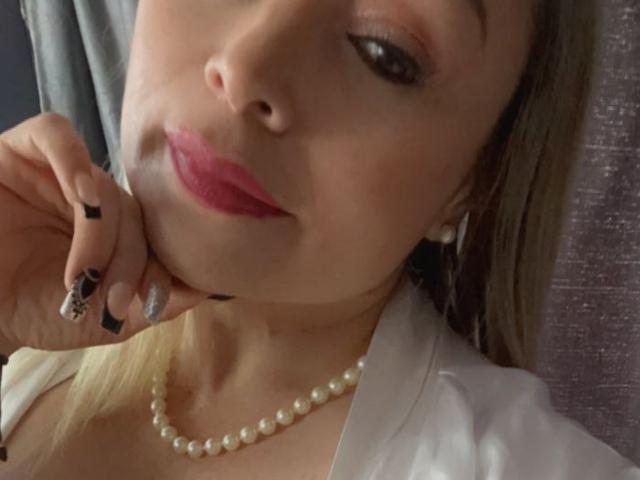 HollyMadisonn - Live porn &amp; sex cam - 14434090