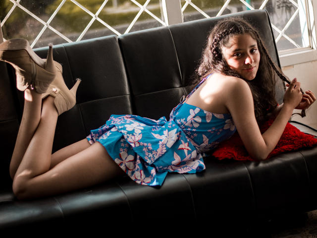 AvyPetite - Camera khiêu dâm &amp; quyến rũ trực tiếp - 14435194