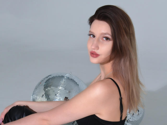 LucyArrow - Live porn &amp; sex cam - 14441614