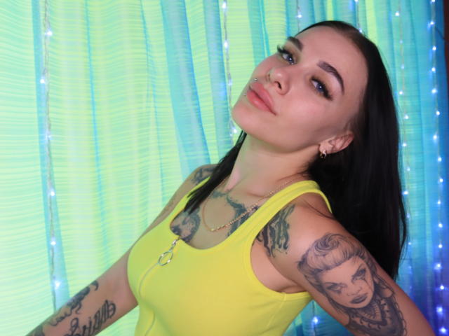 LunaKrismi - Sexe cam en vivo - 14443446
