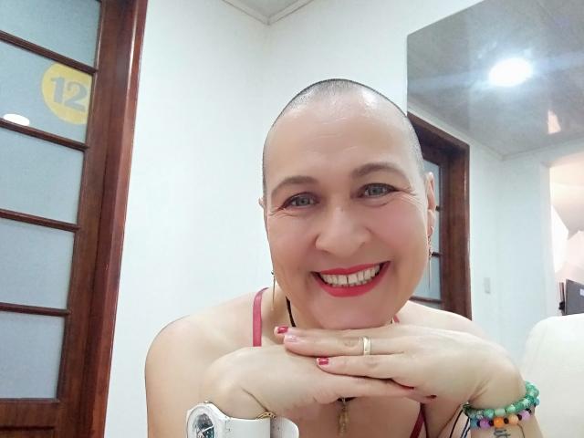 AnyaGreen - פורנו בשידור חי ומצלמת סקס - 14449338