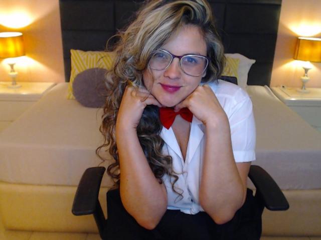 DanaDelRey - Live sex cam - 14458158