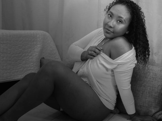 CaroldelaTorre - сексуальная веб-камера в реальном времени - 14475734