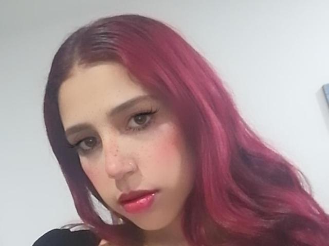 MaluFerrero - Live porn &amp; sex cam - 14490070
