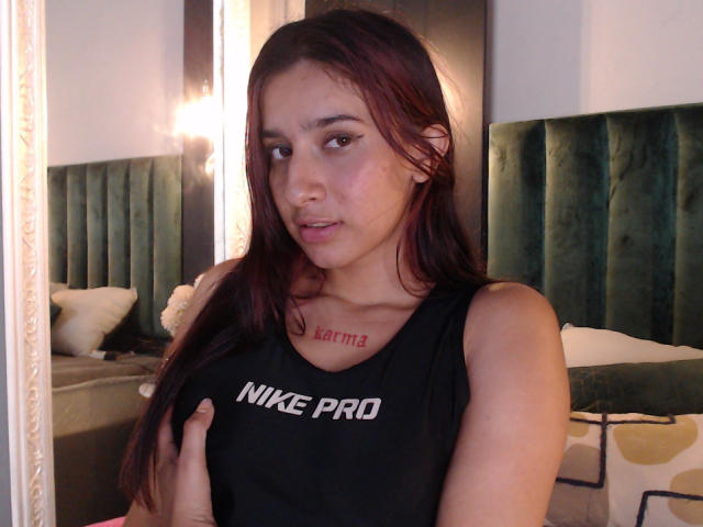 ErikaSweetX - Élő pornó és szexkamera - 14507498