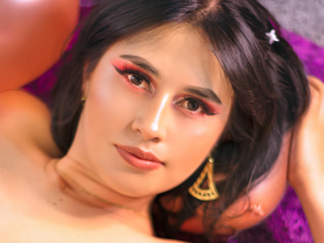 FrancheskaPierce - Live sex cam - 14519170