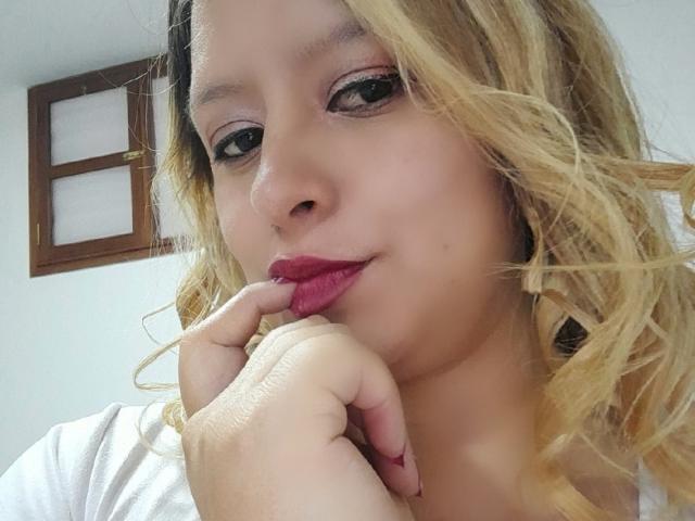 SaraMoreti - Live porn &amp; sex cam - 14582026