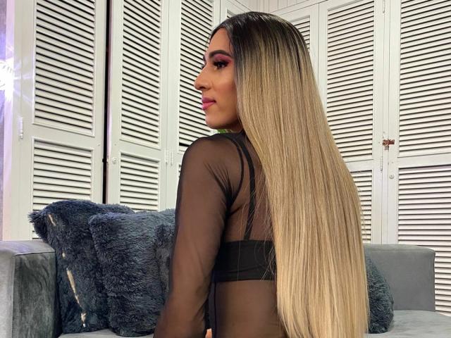 CharlotteBigCock - Live sexe cam - 14582614