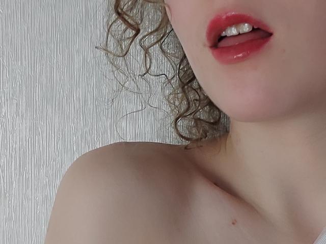 Leivi - פורנו בשידור חי ומצלמת סקס - 14589914