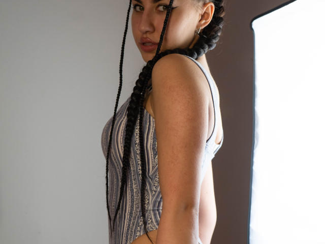 CaseyBarnes - Live porn &amp; sex cam - 14599686