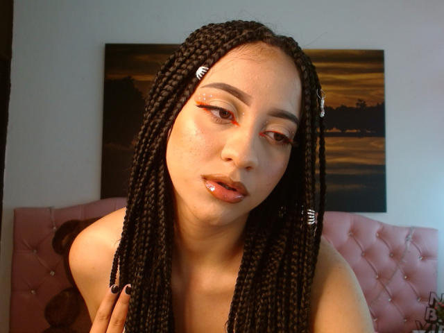 ValerieHang - Live porn &amp; sex cam - 14617742