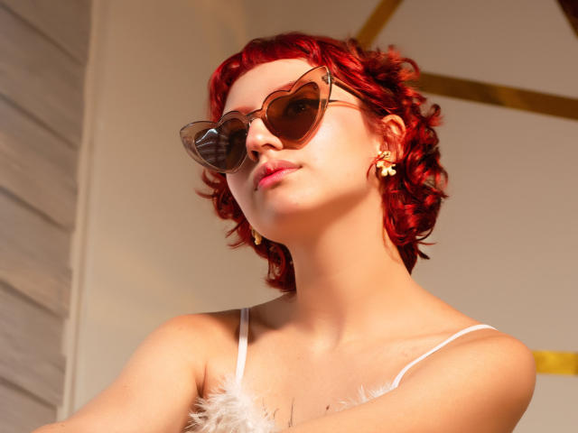 LiaAlbanni - Élő pornó és szexkamera - 14618478